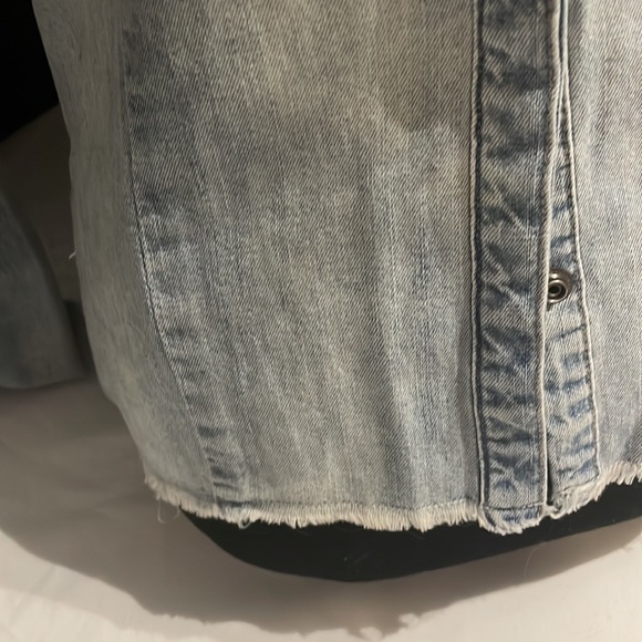 Guess Denim round hem Shirt long back & shirt frontsize XS - Picture 7 of 12